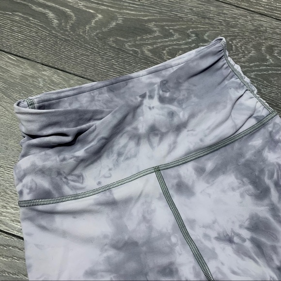 Lululemon Align 21” Cross Waist (Diamond Dye) - Picture 3 of 7
